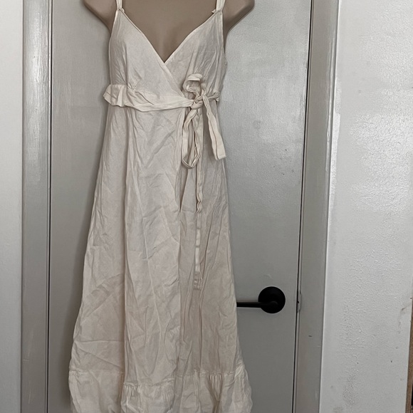 J Crew Sz 6 wrap ruffle Linen dress
